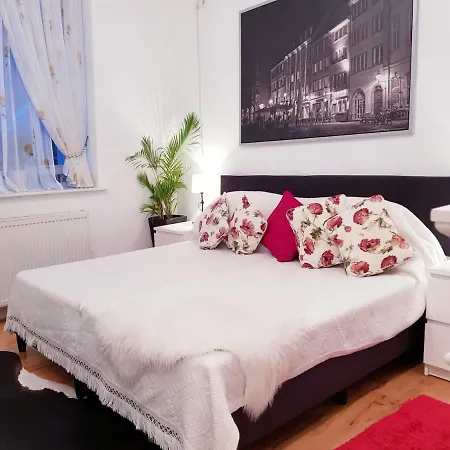Apartment Mini In Zentrum Sonnenhaft *